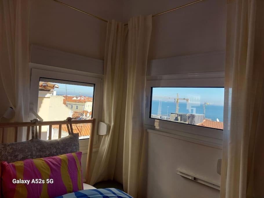 Апартаменты The Cozy Duplex In Lisbon'S Heart Экстерьер фото