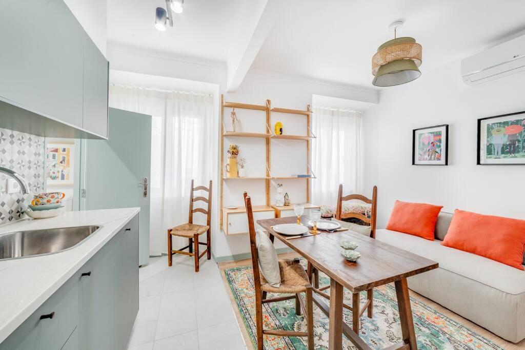 Апартаменты The Cozy Duplex In Lisbon'S Heart Экстерьер фото