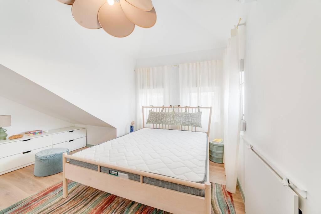 Апартаменты The Cozy Duplex In Lisbon'S Heart Экстерьер фото